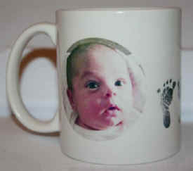 Baby footprint mug2 (2).jpg (15199 bytes)